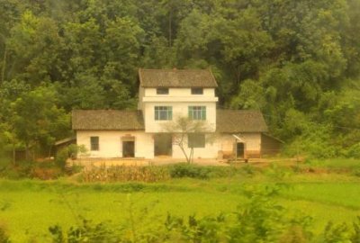 2015081372 Chinese House near Yichang.jpg