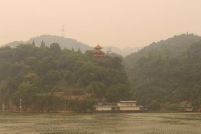 2015081620 Xiling Gorge Pagoda.jpg