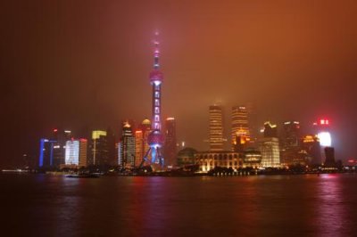 2015082125 Shanghai Night Skyline.jpg
