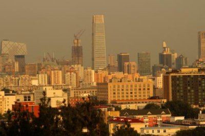 2015082210 Beijing Skyline from Coal Hill.jpg