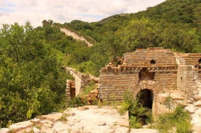 2015082374 Crumbling Great Wall Mutianyu.jpg