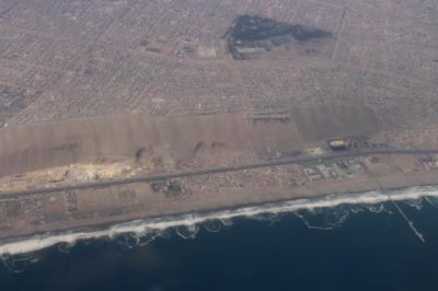 2016033156 Above Lima coastline.jpg