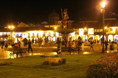 2016033312 Plaza de Armas Cusco.jpg