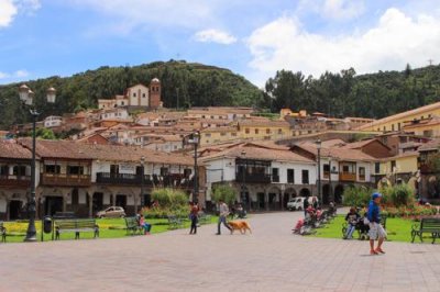 2016033360 Plaza de Armas Cusco.jpg