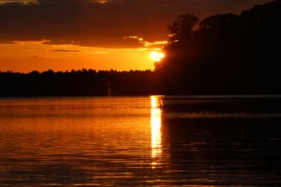 2016034049 Lake Sandoval sunset.jpg
