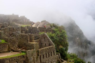 2016045440 Mist Machu Picchu.jpg