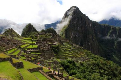 2016045498 Rain clears Machu Picchu.jpg