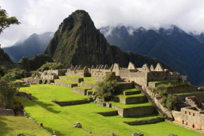 2016045598 Courtyard Machu Picchu.jpg