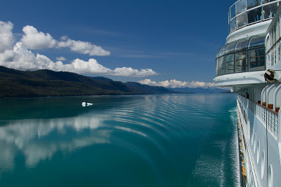 Tracy Arm day Holquim Bay