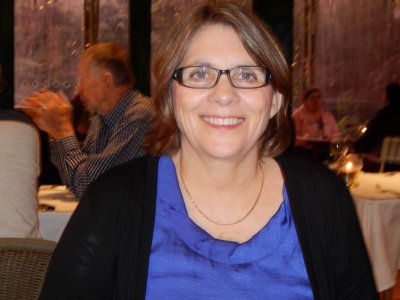 BirthdayDinnerRobyn1731.JPG