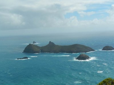 KimsLookoutLoopWalkAdmiraltyIslands1818.JPG
