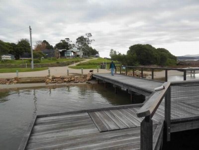 Mallacoota2015_FishingWharf3332.JPG