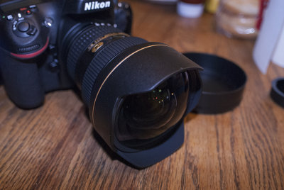 14-24_lens.jpg