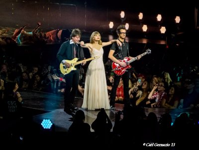 Taylor Swift - Red Tour - May 12, 2013