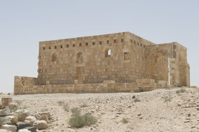 Jordan Qasr el-Hallabat 2013 0589.jpg