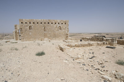 Jordan Qasr el-Hallabat 2013 0599.jpg