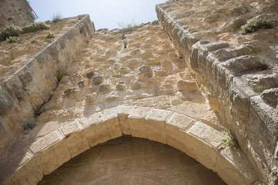 Jordan Ajlun Castle 2013 0981.jpg