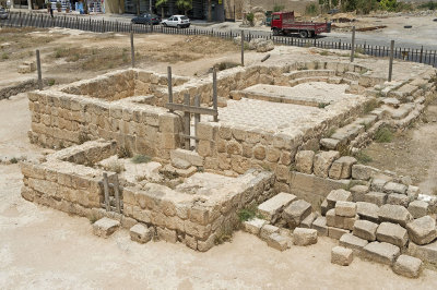 Jerash Church of Marianos 0692.jpg