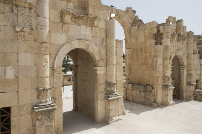 Jordan Jerash 2013 0728.jpg