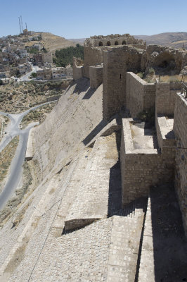 Jordan Karak Castle 2013 2502.jpg