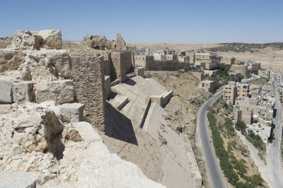 Jordan Karak Castle 2013 2515.jpg