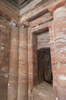 Jordan Petra 2013 1907 Coloured Triclinium.jpg