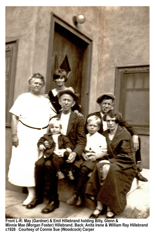 Ray Hillebrand Family with Rays Parents c1926.jpg