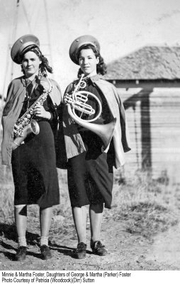 Minnie & Martha Foster.jpg