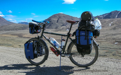 461    Nathan touring Alaska - Thorn Nomad touring bike