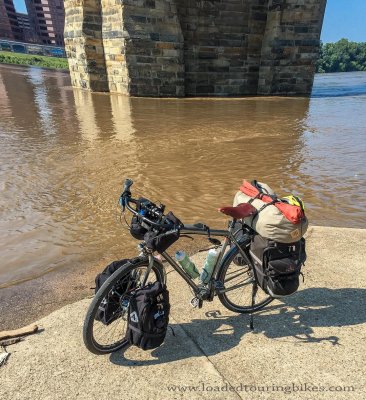 470  Mark touring Ohio - Tout Terrain Tanami Xplore touring bike