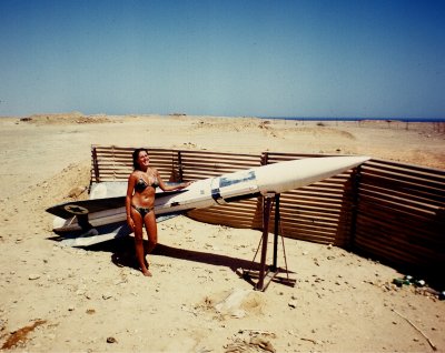 Lina and the missile