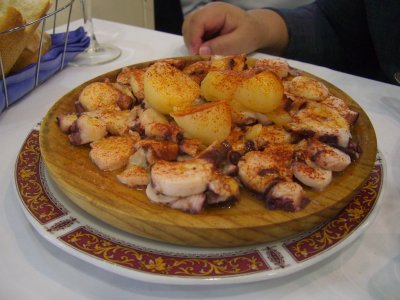 Pulpo a la Gallega - Restaurante Riazor - Madrid, Spain