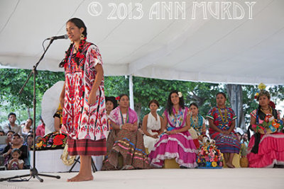 Girl from San Juan Bautista Valle Nacional competing