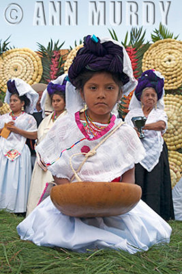 La Reina del Huipil Infantil