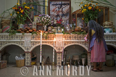 Adding pan to the altar