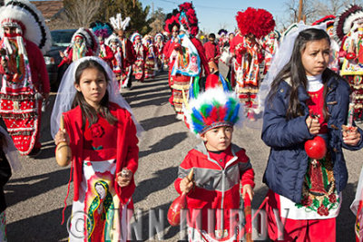 Azteca Chichimeca Procession