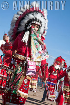 Azteca Chichimecas dancing