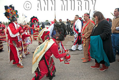 Azteca Chichimecas bowing to the Virgin