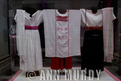 Traje from San Pablo Yaganiza, San Juan Cotzacn and Tamazulapan del Espiritu, Oaxaca