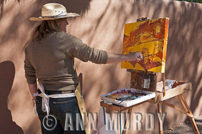 Skye-Mason-painting-on-Canyon-Road.jpg