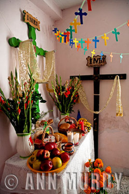 Altar for Asucion Martinez