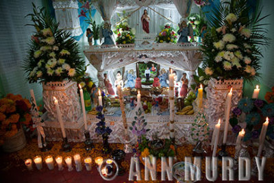 Detail of altar for Domingo