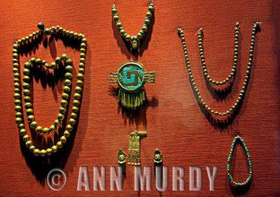 Gold jewelry from Oaxaca