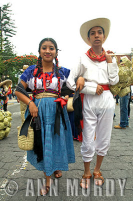 Jarabe dancers in procession