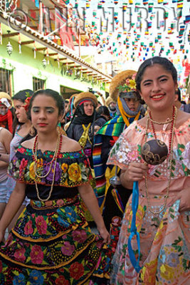 Las Chiapanecas in procession