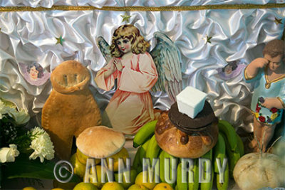Paper angel with food