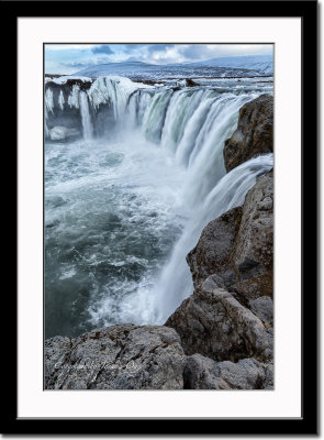 Showing the height of the waterfall