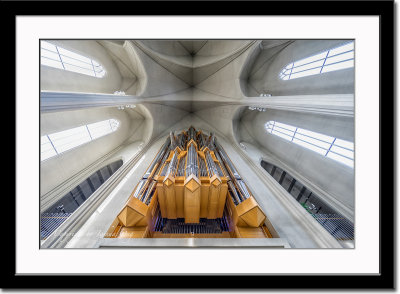 Inside Hallgrmskirkja