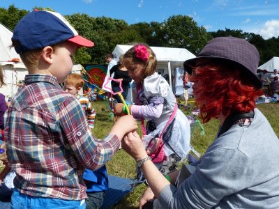 Bubble wand making