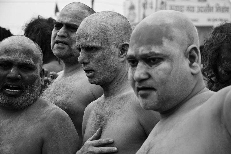 Naga Sadhus parade 08 bw.jpg